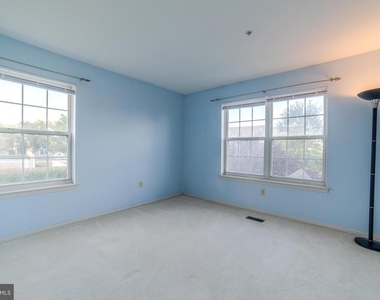 651 Fawn Circle - Photo Thumbnail 16