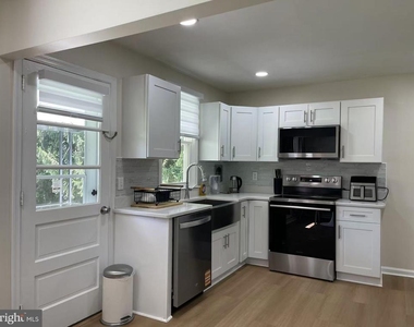 1019 Howellville Road - Photo Thumbnail 11