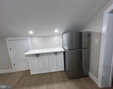 71 Dreamland Park Drive - Photo Thumbnail 3