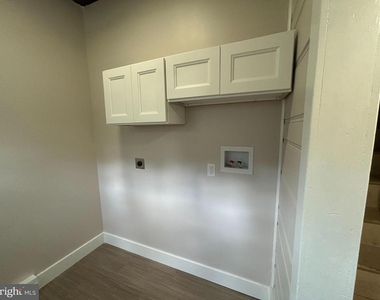 71 Dreamland Park Drive - Photo Thumbnail 10