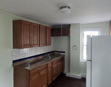 826 S Clinton Avenue - Photo Thumbnail 1