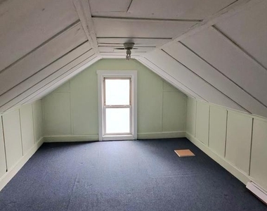 826 S Clinton Avenue - Photo Thumbnail 5