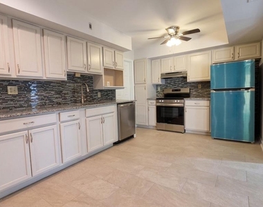 29 Fomalhaut Avenue - Photo Thumbnail 5