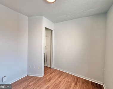 570 Line Street - Photo Thumbnail 16