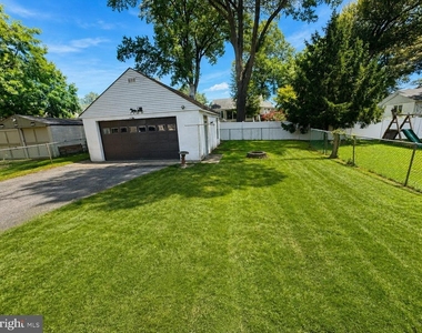1407 Wall Avenue - Photo Thumbnail 18