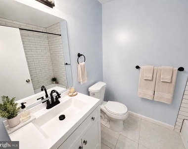 1230 Liberte Court - Photo Thumbnail 8