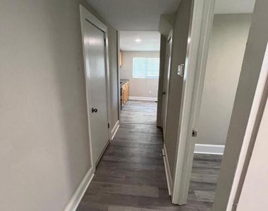 30 Spruce Avenue - Photo Thumbnail 22