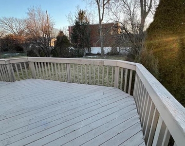 30 Spruce Avenue - Photo Thumbnail 52