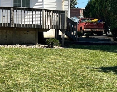 30 Spruce Avenue - Photo Thumbnail 54