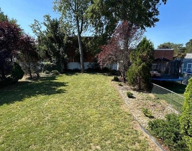 30 Spruce Avenue - Photo Thumbnail 45