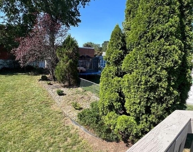 30 Spruce Avenue - Photo Thumbnail 47