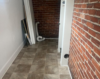 809 Mulberry Avenue - Photo Thumbnail 17