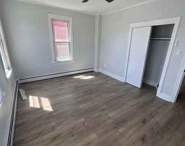 809 Mulberry Avenue - Photo Thumbnail 16