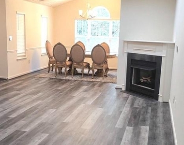 3708 Excalibur Court - Photo Thumbnail 2