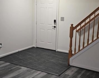 3708 Excalibur Court - Photo Thumbnail 15