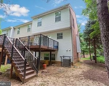 10400 Vista Gardens Drive - Photo Thumbnail 29