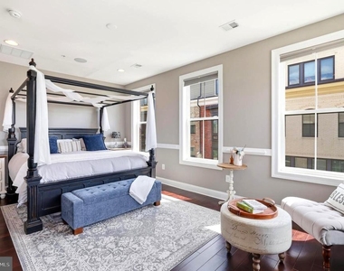 500 Riversail Lane - Photo Thumbnail 27