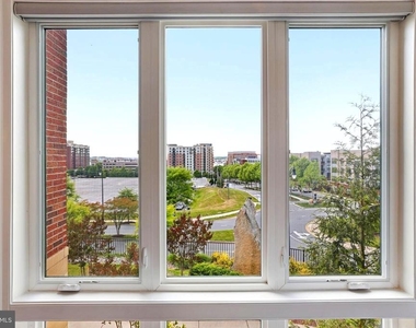 500 Riversail Lane - Photo Thumbnail 22