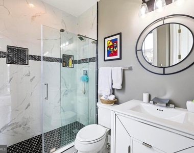 500 Riversail Lane - Photo Thumbnail 37