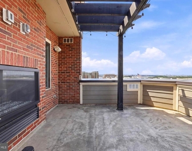 500 Riversail Lane - Photo Thumbnail 50