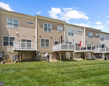 4718 Forest Pines Drive - Photo Thumbnail 32