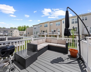 4718 Forest Pines Drive - Photo Thumbnail 30