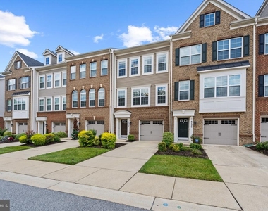4718 Forest Pines Drive - Photo Thumbnail 1