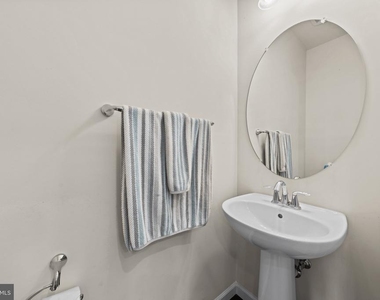 4718 Forest Pines Drive - Photo Thumbnail 29