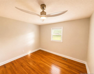 1506 Swainey Avenue - Photo Thumbnail 16