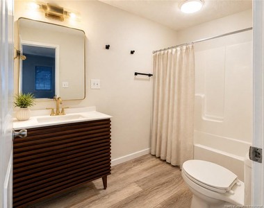 1506 Swainey Avenue - Photo Thumbnail 11