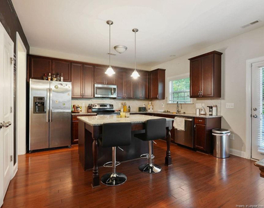 34 Coswell Court - Photo Thumbnail 6