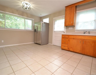 5131 Lundy Drive - Photo Thumbnail 8