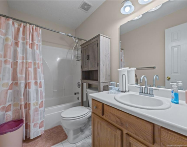 3805 Sunchase Drive - Photo Thumbnail 6