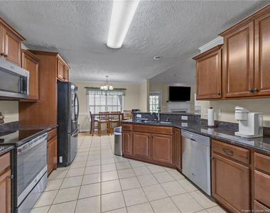 3805 Sunchase Drive - Photo Thumbnail 18