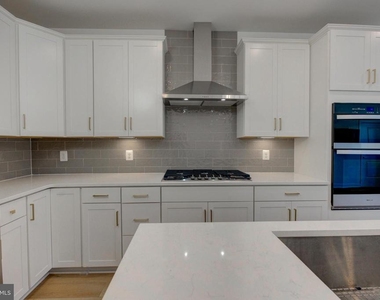 16108 Frederick Road - Photo Thumbnail 18