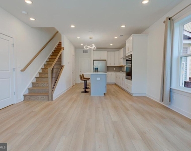 16108 Frederick Road - Photo Thumbnail 4