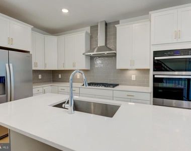 16108 Frederick Road - Photo Thumbnail 20