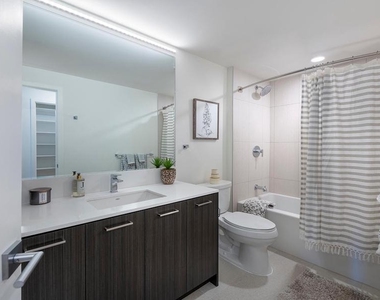 4710 Elm Street - Photo Thumbnail 18