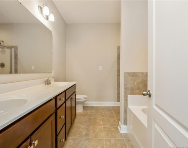 620 Stonebriar Avenue - Photo Thumbnail 17