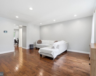 22 Habersham Court - Photo Thumbnail 2