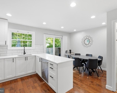 22 Habersham Court - Photo Thumbnail 7