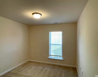 1230 Gemfor Street - Photo Thumbnail 8
