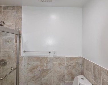 14011 Eagle Court - Photo Thumbnail 17