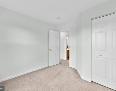 8615 Andrew Ellicott Court - Photo Thumbnail 31