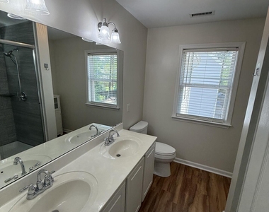 4046 Landover Lane - Photo Thumbnail 14