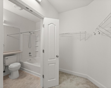 1922 Parkside Village Drive - Photo Thumbnail 21