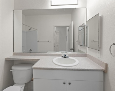 1922 Parkside Village Drive - Photo Thumbnail 24