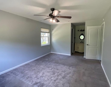 8507 Falls Run Road - Photo Thumbnail 21