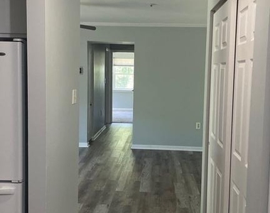 8507 Falls Run Road - Photo Thumbnail 2