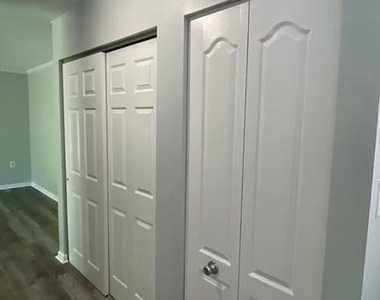 8507 Falls Run Road - Photo Thumbnail 5